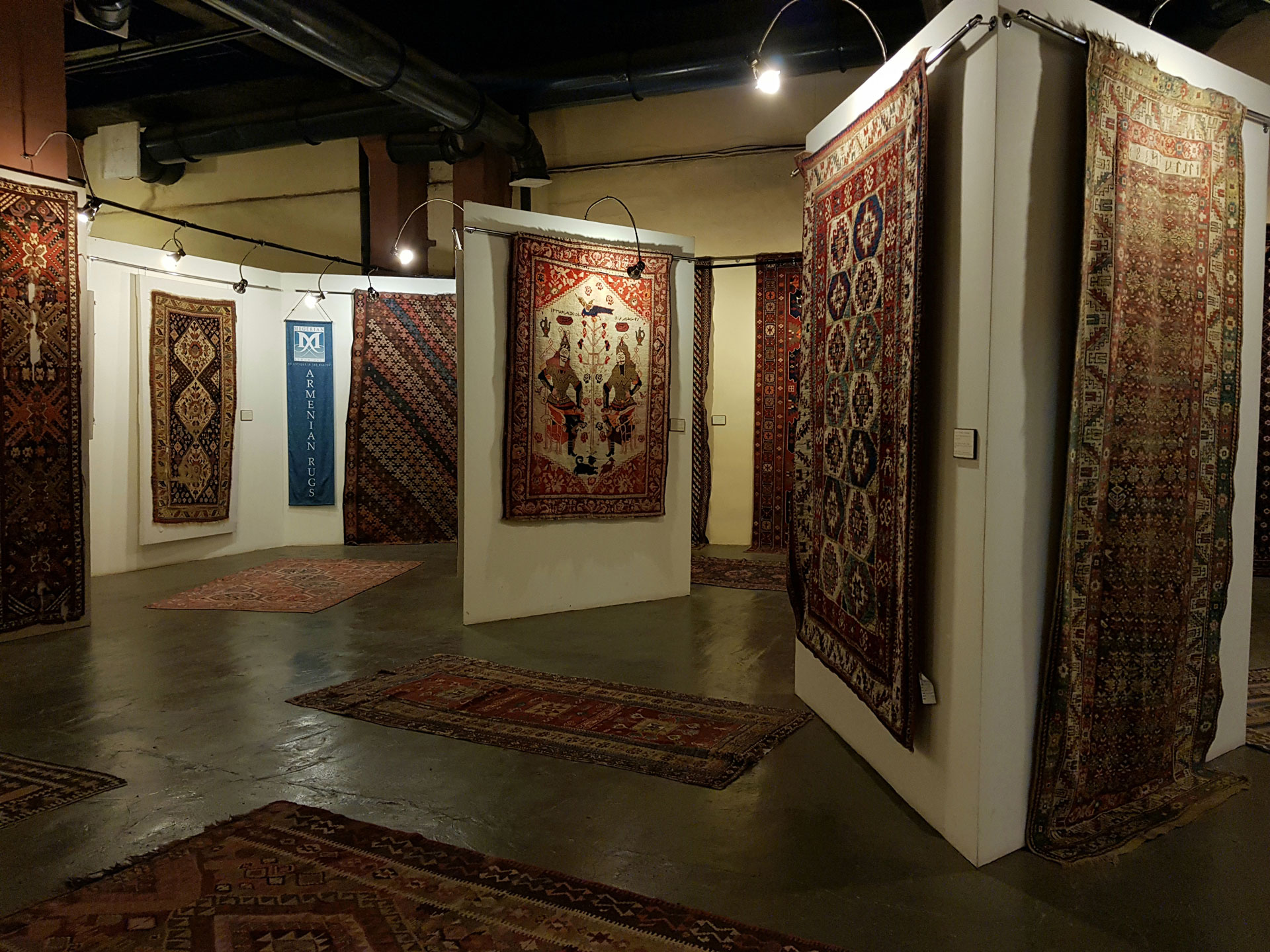 picture of carpet museum and factory